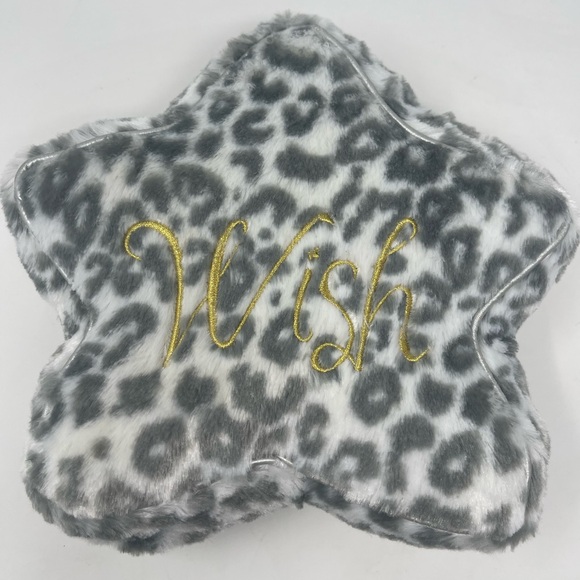 AMERICAN GIRL: Wish Pillow, Gray/White Animal Print Star. With tags, 2015 - Picture 3 of 9